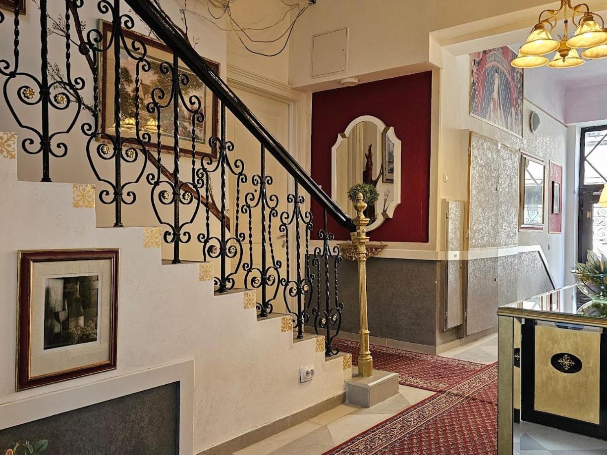 Vansvel Royal Boutique Apartment 2 Belgrade Extérieur photo